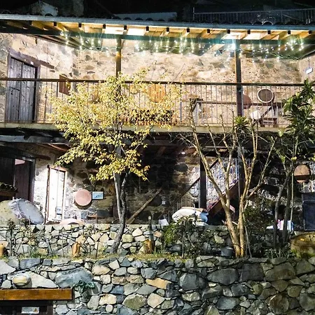 Archontiko Rousias *